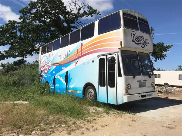 Left hand drive Double decker Leyland - Çift katlı otobüs: fotoğraf 1 Left hand drive Double decker Leyland - Çift katlı otobüs: fotoğraf 1