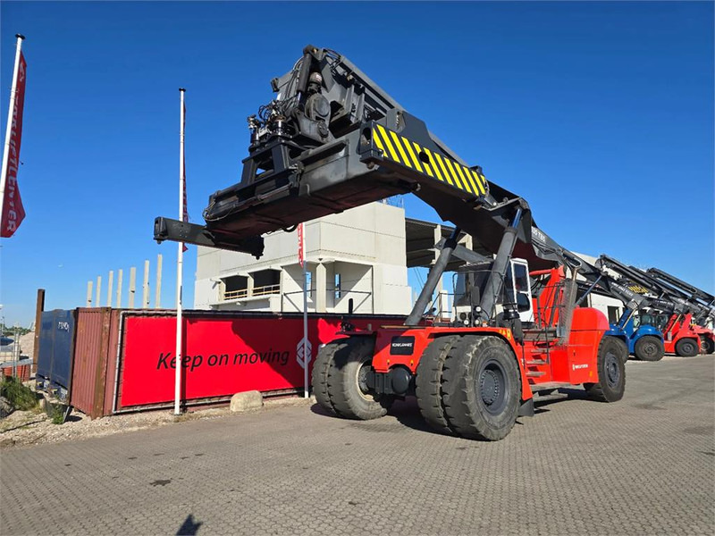 KONECRANES SMV 4535 TB5 - Reachstacker: fotoğraf 4 KONECRANES SMV 4535 TB5 - Reachstacker: fotoğraf 4