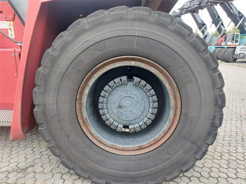 Kalmar DRG450-65C5X finansal kiralama Kalmar DRG450-65C5X: fotoğraf 13 Kalmar DRG450-65C5X finansal kiralama Kalmar DRG450-65C5X: fotoğraf 13