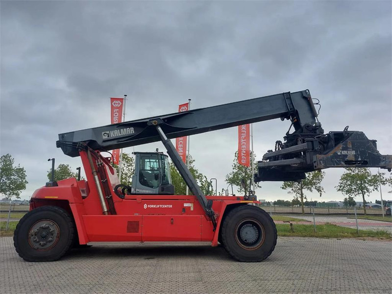 Kalmar DRG450-65C5X - Reachstacker: fotoğraf 1 Kalmar DRG450-65C5X - Reachstacker: fotoğraf 1