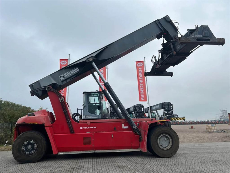 Kalmar DRG450-65S5 - Reachstacker: fotoğraf 1 Kalmar DRG450-65S5 - Reachstacker: fotoğraf 1