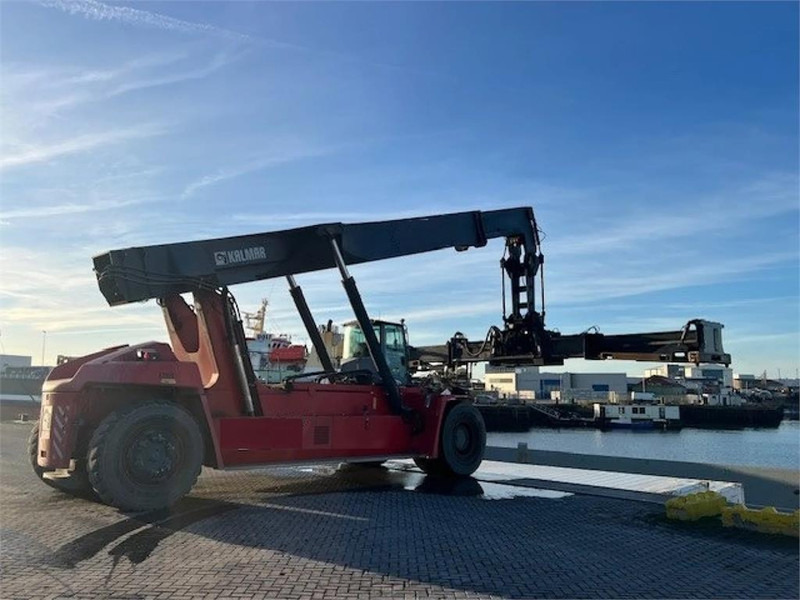 Kalmar DRG450-75S6HCXS - Reachstacker: fotoğraf 2 Kalmar DRG450-75S6HCXS - Reachstacker: fotoğraf 2