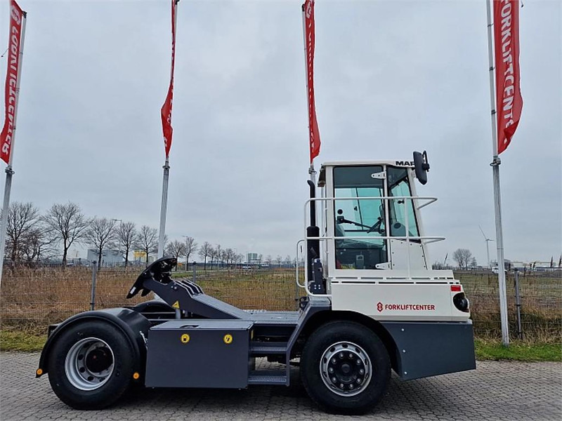 Mafi T230 - Terminal çekiciler: fotoğraf 3 Mafi T230 - Terminal çekiciler: fotoğraf 3