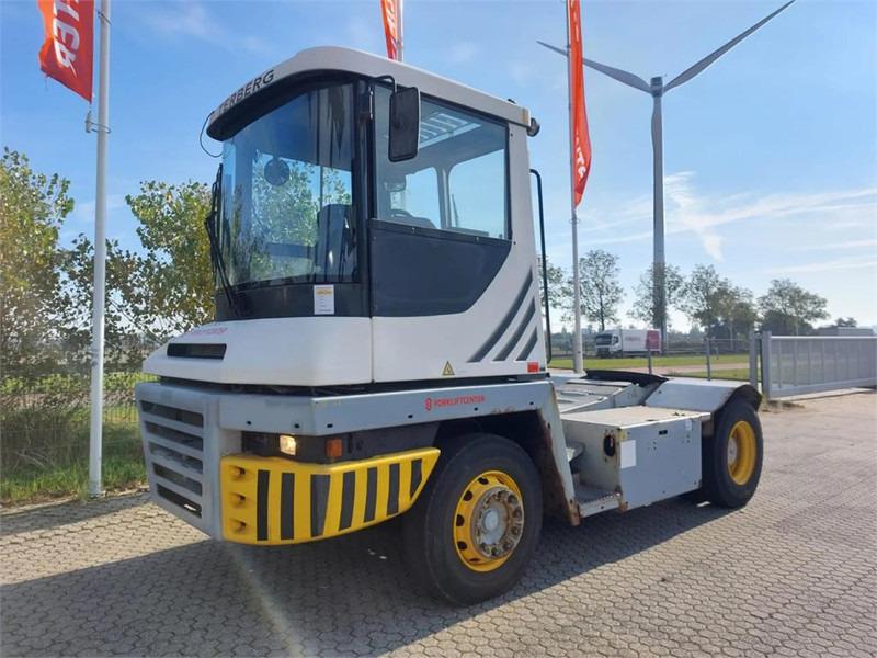 Terberg TT223 - Terminal çekiciler: fotoğraf 2 Terberg TT223 - Terminal çekiciler: fotoğraf 2