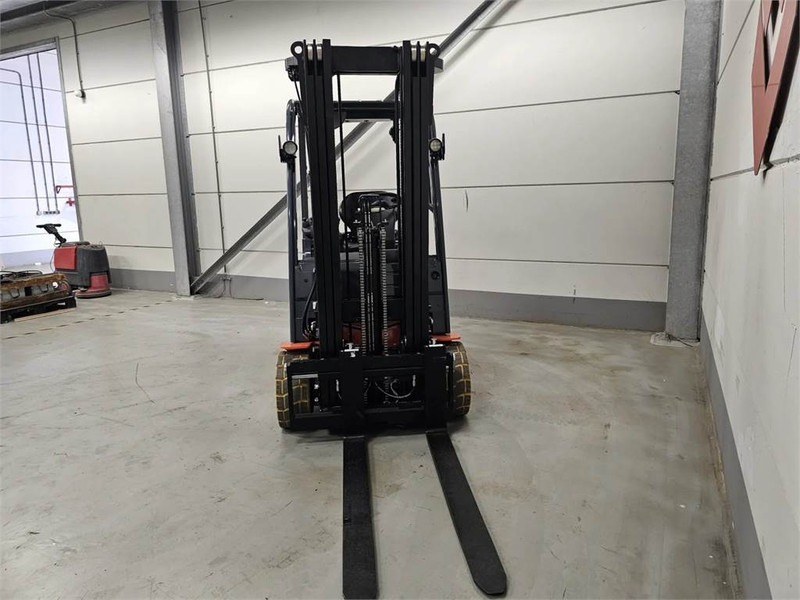 Toyota 8FBE20T - Elektrikli forklift: fotoğraf 5 Toyota 8FBE20T - Elektrikli forklift: fotoğraf 5