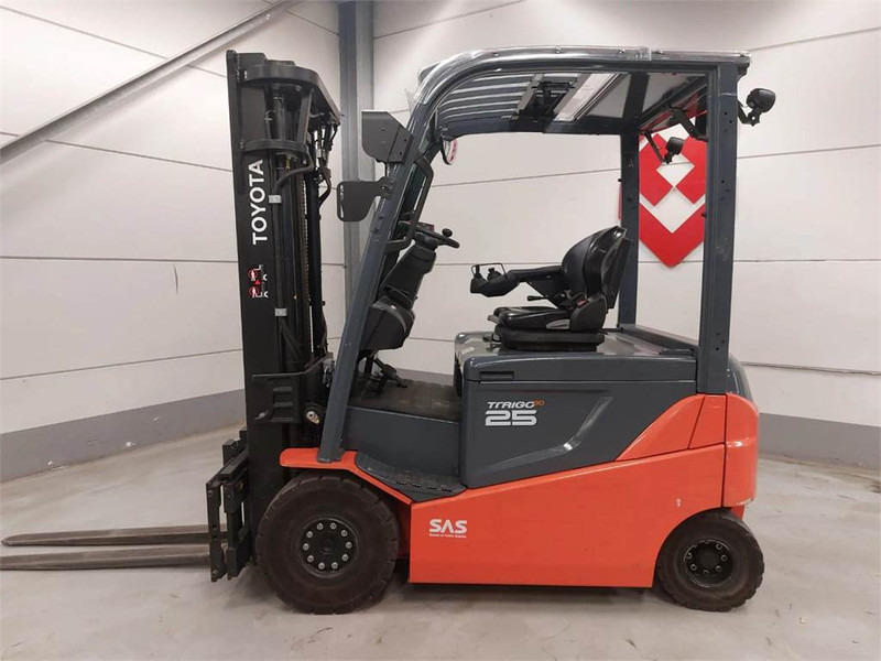 Toyota 8FBMKT25 - Elektrikli forklift: fotoğraf 2 Toyota 8FBMKT25 - Elektrikli forklift: fotoğraf 2