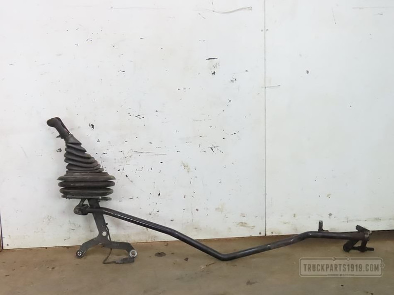 MAN Gearbox & Clutch Parts Versnellingspook MAN TGM - Vites kutusu - Kamyon: fotoğraf 1 MAN Gearbox & Clutch Parts Versnellingspook MAN TGM - Vites kutusu - Kamyon: fotoğraf 1