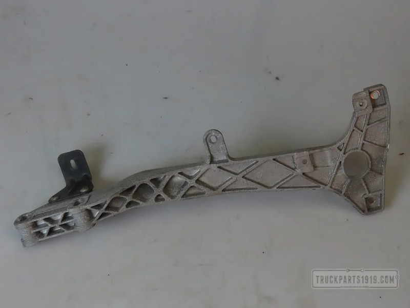 Mercedes-Benz Body & Chassis Parts Bumpersteun Li. MB MP4 - Tampon köşesi - Kamyon: fotoğraf 1 Mercedes-Benz Body & Chassis Parts Bumpersteun Li. MB MP4 - Tampon köşesi - Kamyon: fotoğraf 1