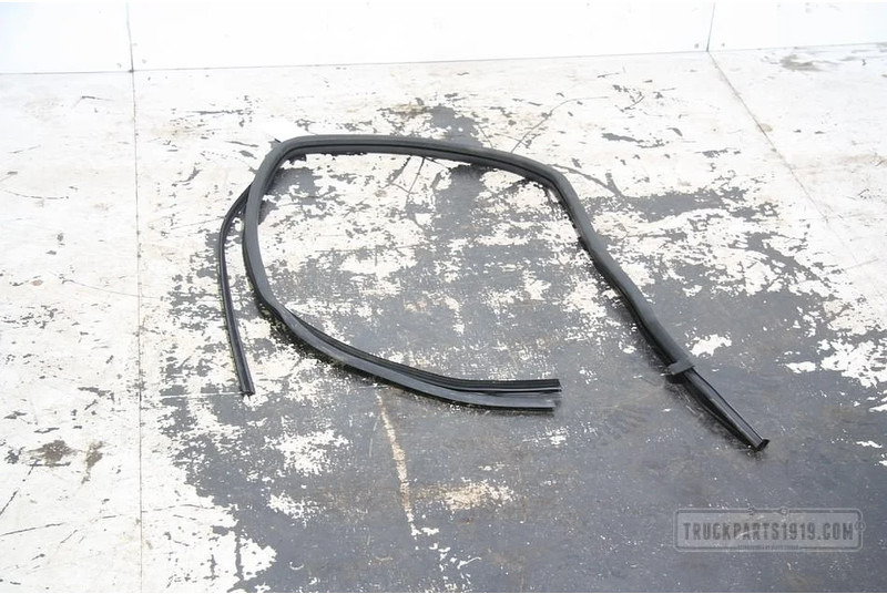 Mercedes-Benz Body & Chassis Parts Ruitgeleider Sprinter - Cam ve yedek parça - Kamyon: fotoğraf 1 Mercedes-Benz Body & Chassis Parts Ruitgeleider Sprinter - Cam ve yedek parça - Kamyon: fotoğraf 1