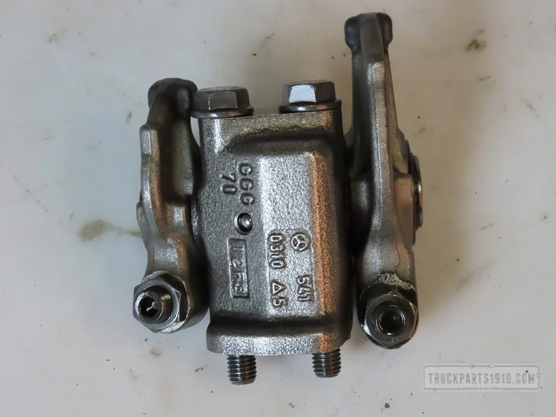 Mercedes-Benz Engines & Parts Tuimelaarset OM501 - Blok başlığı - Kamyon: fotoğraf 2 Mercedes-Benz Engines & Parts Tuimelaarset OM501 - Blok başlığı - Kamyon: fotoğraf 2