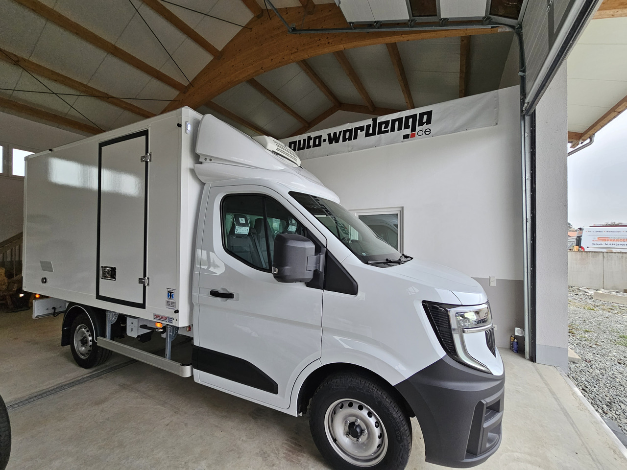Renault Master Kühlkoffer O°/+20°C 230V Standkühlung - Frigorifik kamyonet: fotoğraf 1 Renault Master Kühlkoffer O°/+20°C 230V Standkühlung - Frigorifik kamyonet: fotoğraf 1