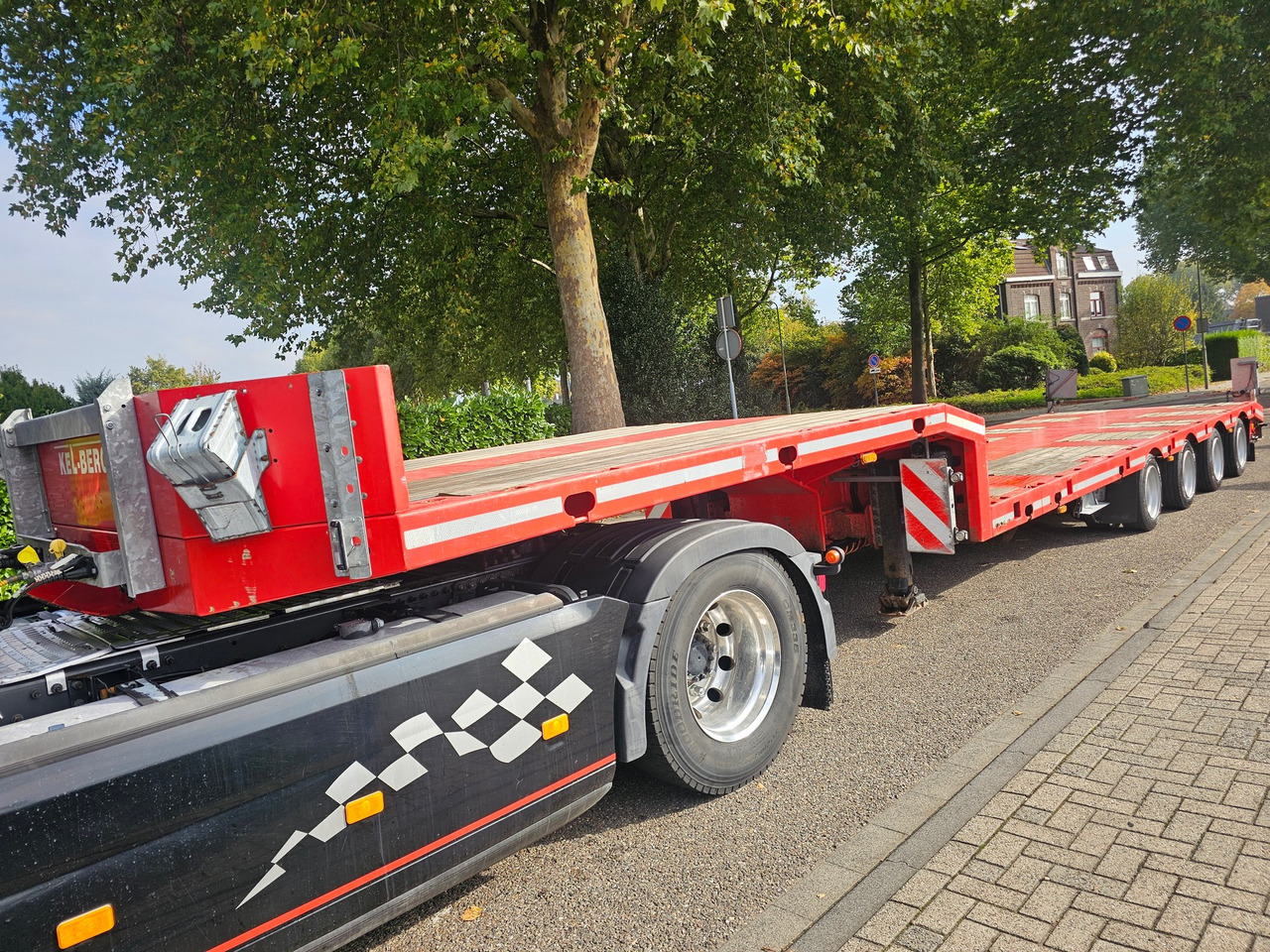 Kel-berg E50 S4 Telescopic - Alçak çerçeveli platform dorse: fotoğraf 5 Kel-berg E50 S4 Telescopic - Alçak çerçeveli platform dorse: fotoğraf 5