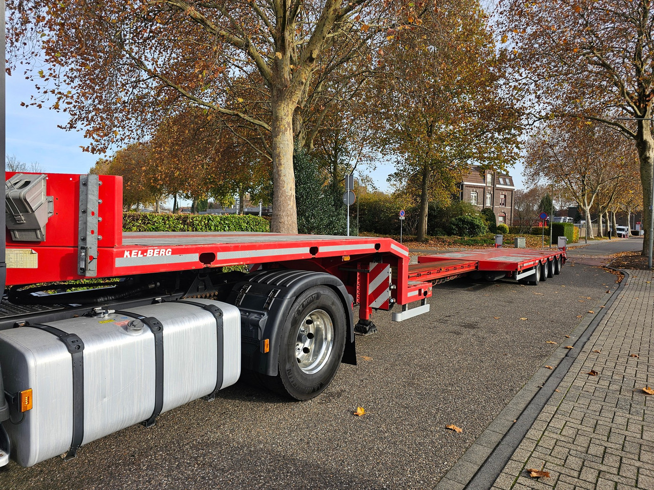 Kel-berg E50 S4 Telescopic - Alçak çerçeveli platform dorse: fotoğraf 4 Kel-berg E50 S4 Telescopic - Alçak çerçeveli platform dorse: fotoğraf 4