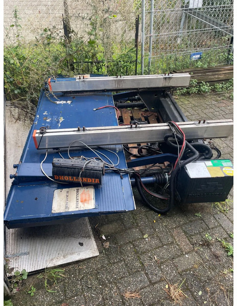 Kässbohrer 1500 KG Laadklep. Gebruikt - Kapalı karoser dorse: fotoğraf 1 Kässbohrer 1500 KG Laadklep. Gebruikt - Kapalı karoser dorse: fotoğraf 1