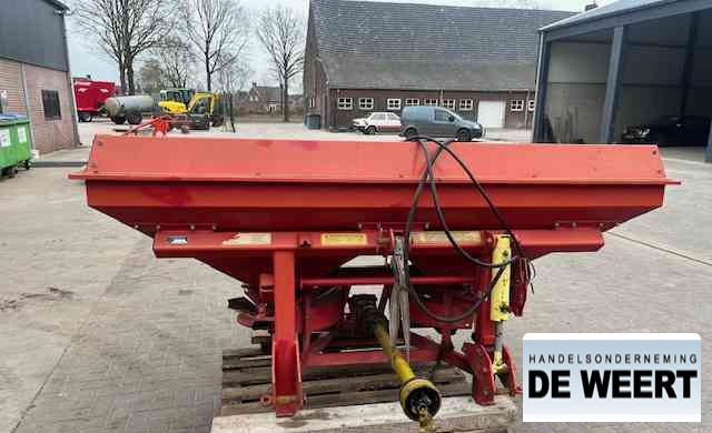 Lely centerliner stooier , front aandrijving - Gübre serpme makinesi: fotoğraf 4 Lely centerliner stooier , front aandrijving - Gübre serpme makinesi: fotoğraf 4