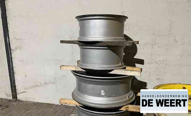 Diversen velgen 38" , voor john deere , case - Lastikler ve jantlar - Tarım araçları: fotoğraf 1 Diversen velgen 38" , voor john deere , case - Lastikler ve jantlar - Tarım araçları: fotoğraf 1