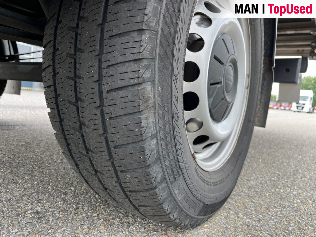MAN TGE 3.180 4X2F SB - Açık kasa kamyonet: fotoğraf 3 MAN TGE 3.180 4X2F SB - Açık kasa kamyonet: fotoğraf 3