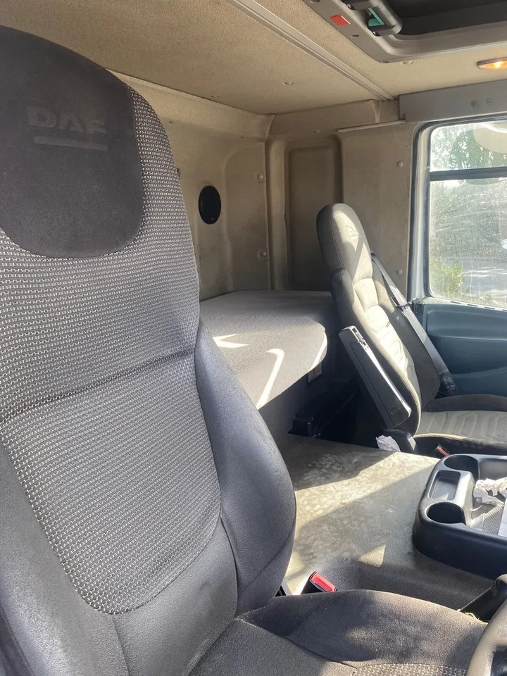 2012 DAF CF 65.250 4×2 Curtainsider - Tenteli kamyon: fotoğraf 4 2012 DAF CF 65.250 4×2 Curtainsider - Tenteli kamyon: fotoğraf 4