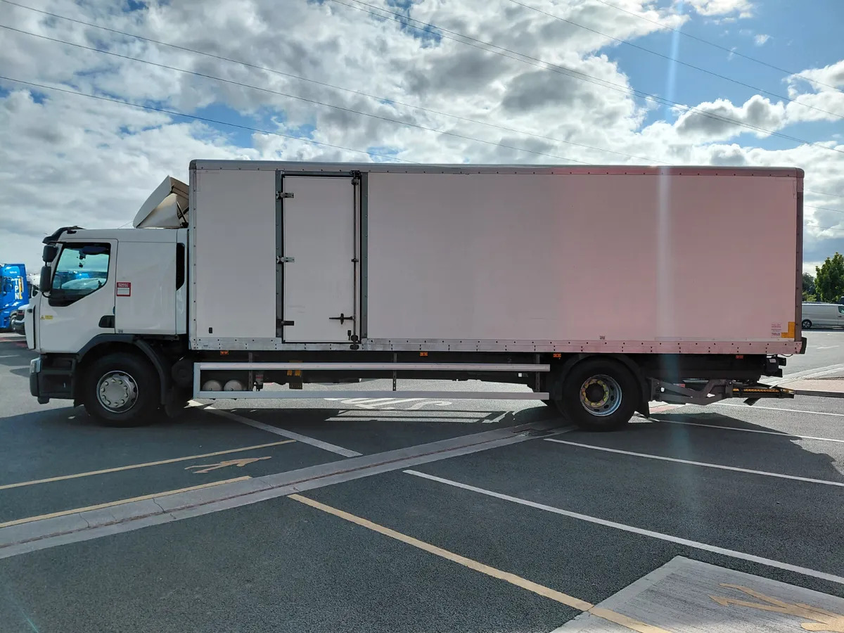 2019 Renault D 18 Wide - Kapalı kasa kamyon: fotoğraf 5 2019 Renault D 18 Wide - Kapalı kasa kamyon: fotoğraf 5