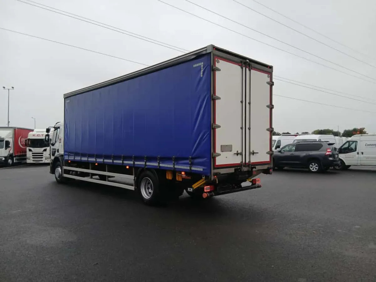 2020 Renault D18 Wide Curtainsider - Tenteli kamyon: fotoğraf 5 2020 Renault D18 Wide Curtainsider - Tenteli kamyon: fotoğraf 5