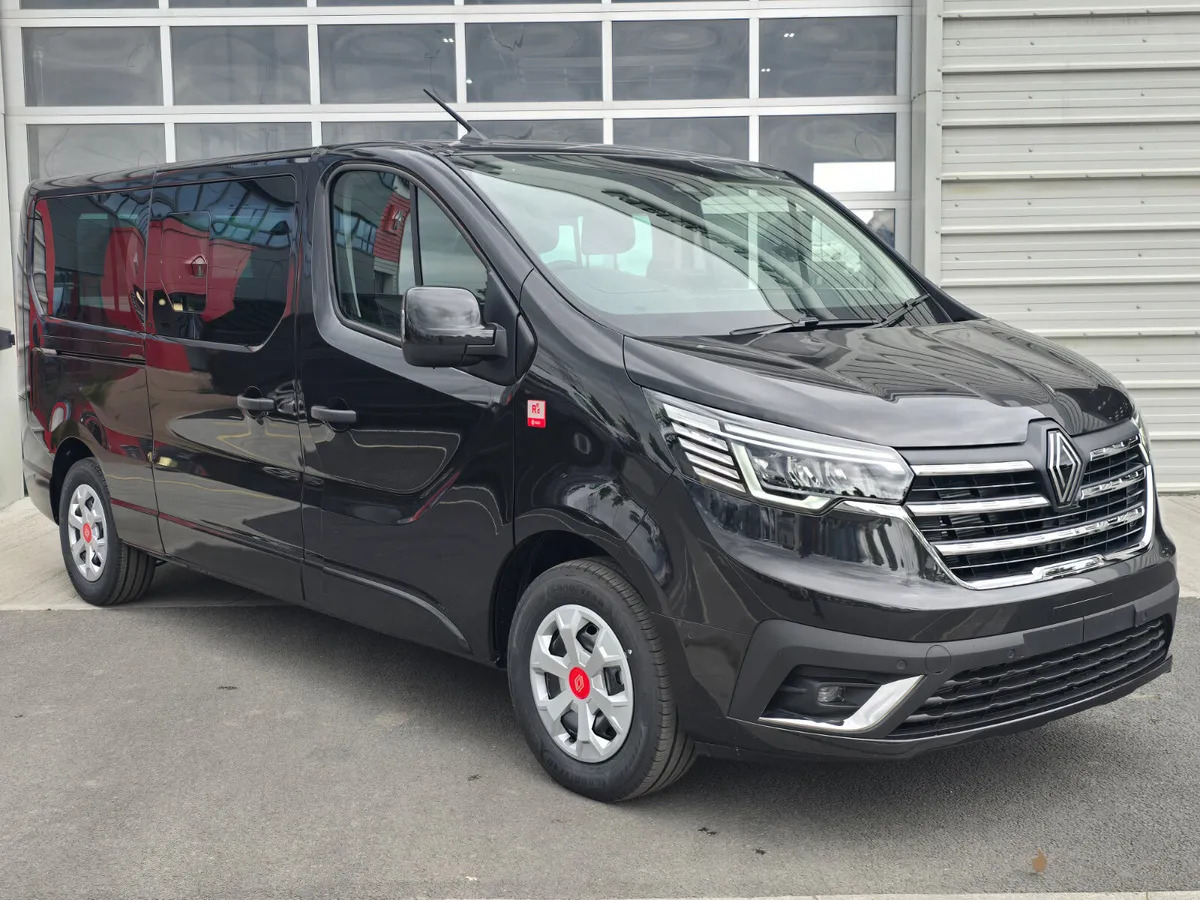 2025 Renault Trafic Combi 170BHP Auto - Minivan: fotoğraf 4 2025 Renault Trafic Combi 170BHP Auto - Minivan: fotoğraf 4