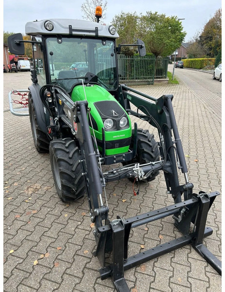 Deutz Agrokid 230 + Stoll frontlader - Küçük traktör: fotoğraf 1 Deutz Agrokid 230 + Stoll frontlader - Küçük traktör: fotoğraf 1