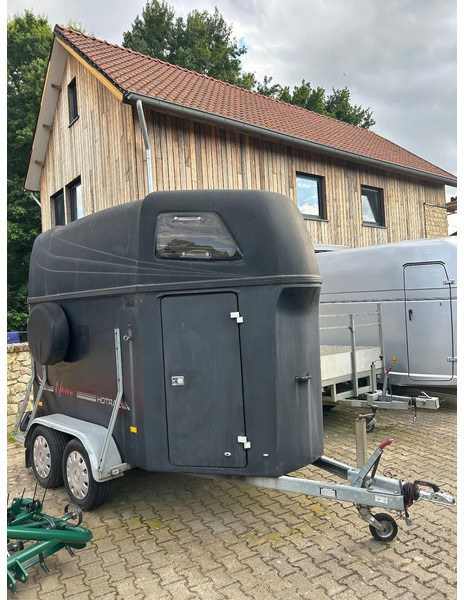 Hotrarijs Hotra E-force 2-Paards polyester trailer - At taşıma römorku: fotoğraf 2 Hotrarijs Hotra E-force 2-Paards polyester trailer - At taşıma römorku: fotoğraf 2