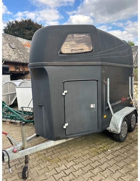 Hotrarijs Hotra E-force 2-Paards polyester trailer - At taşıma römorku: fotoğraf 1 Hotrarijs Hotra E-force 2-Paards polyester trailer - At taşıma römorku: fotoğraf 1