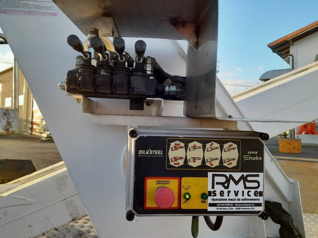 Oil & Steel 189 - Araç üzerine platform: fotoğraf 2 Oil & Steel 189 - Araç üzerine platform: fotoğraf 2