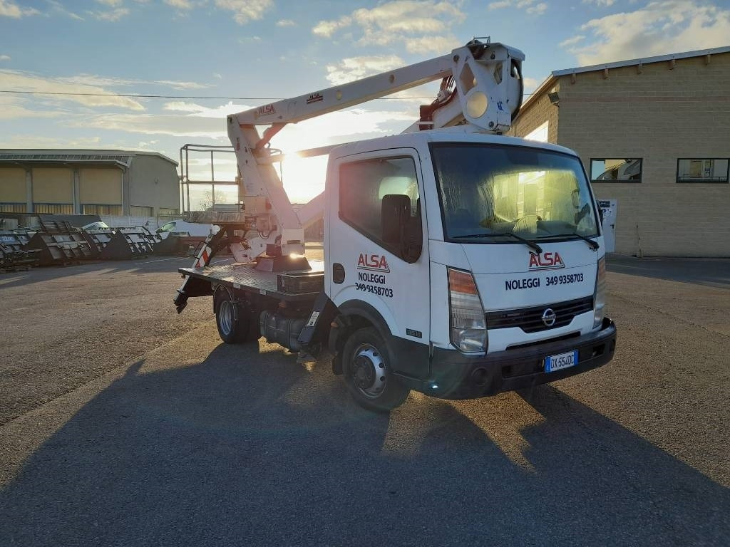 Oil & Steel 189 - Araç üzerine platform: fotoğraf 3 Oil & Steel 189 - Araç üzerine platform: fotoğraf 3