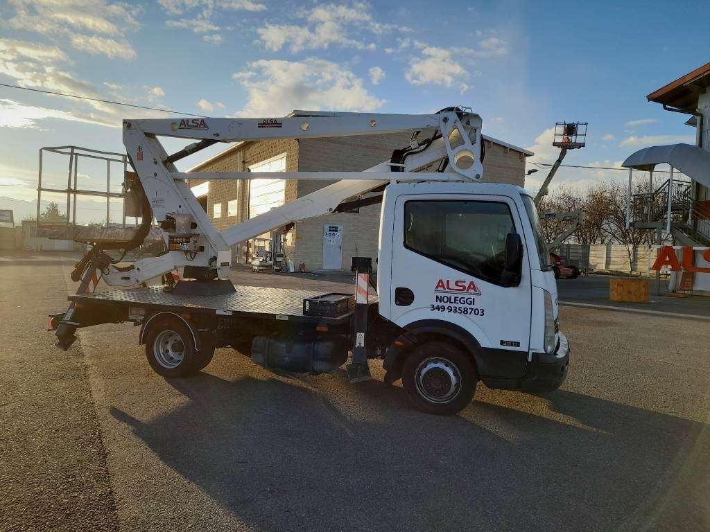 Oil & Steel 189 - Araç üzerine platform: fotoğraf 1 Oil & Steel 189 - Araç üzerine platform: fotoğraf 1