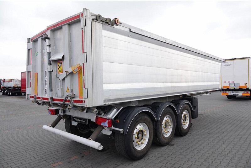 Benalu WYWROTKA / 26 m3 / ALUMINIOWA / OŚ PODNOSZONA / WAGA: 5 000 KG / - Damperli dorse: fotoğraf 5 Benalu WYWROTKA / 26 m3 / ALUMINIOWA / OŚ PODNOSZONA / WAGA: 5 000 KG / - Damperli dorse: fotoğraf 5