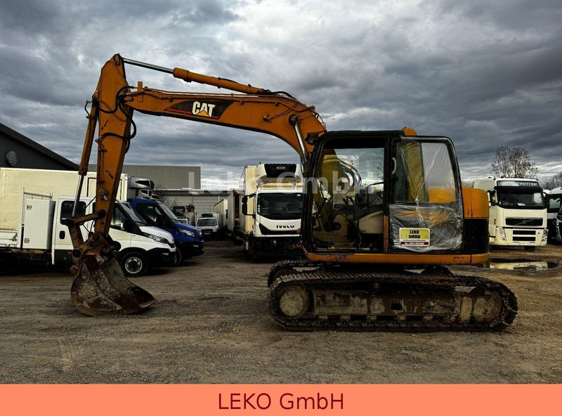 Caterpillar 311C Mit Zwei Löffeln - Paletli ekskavatör: fotoğraf 4 Caterpillar 311C Mit Zwei Löffeln - Paletli ekskavatör: fotoğraf 4
