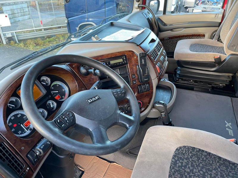 Hayvan nakil aracı kamyon DAF XF 105.460 2-Stock Finkl Viehaufbau / Lenkachs: fotoğraf 11 Hayvan nakil aracı kamyon DAF XF 105.460 2-Stock Finkl Viehaufbau / Lenkachs: fotoğraf 11