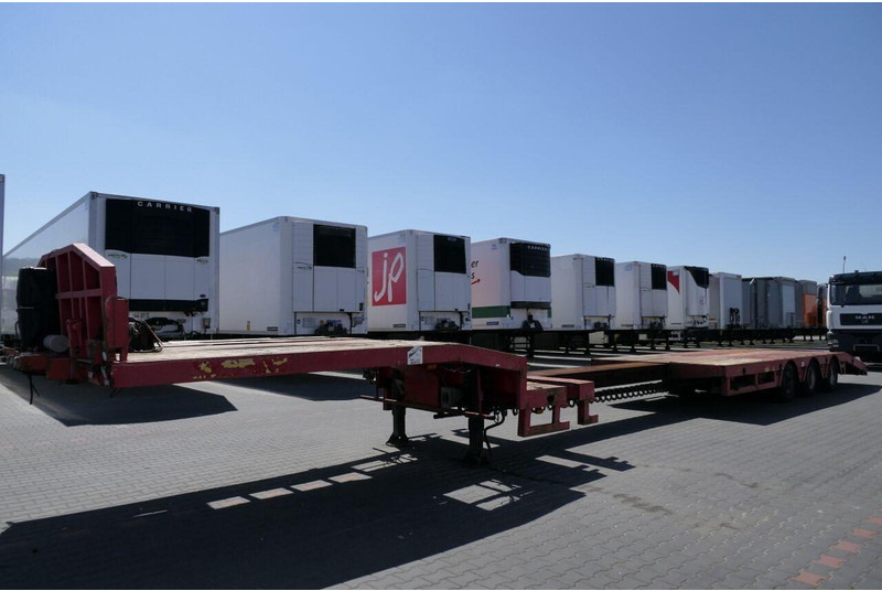 Faymonville NISKOPODWOZIE / ROZCIĄGANA / LAWETA / osie skrętne / wciągarka - Alçak çerçeveli platform dorse: fotoğraf 5 Faymonville NISKOPODWOZIE / ROZCIĄGANA / LAWETA / osie skrętne / wciągarka - Alçak çerçeveli platform dorse: fotoğraf 5