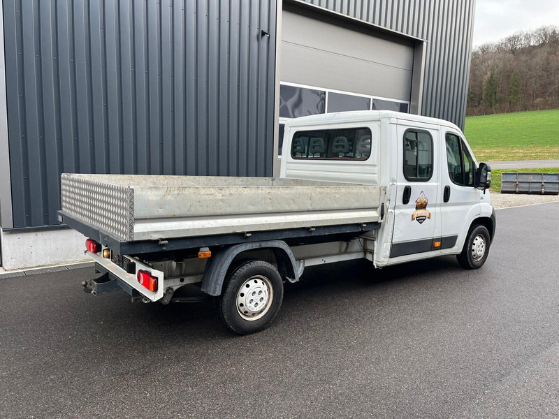 Fiat Ducato 2.3 Doka platós - Açık kasa kamyonet, Çift kabin kamyonet: fotoğraf 5 Fiat Ducato 2.3 Doka platós - Açık kasa kamyonet, Çift kabin kamyonet: fotoğraf 5