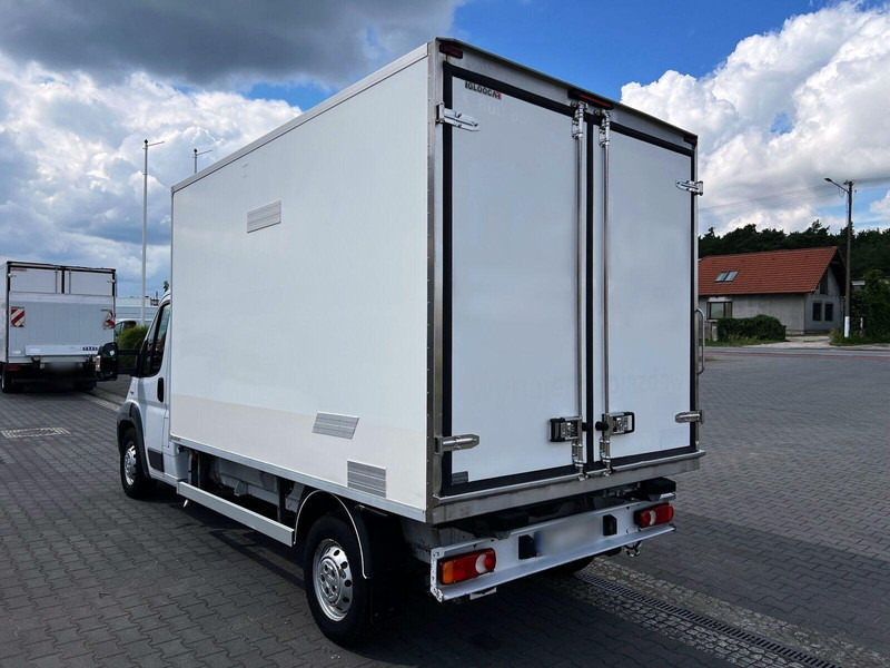 Fiat Ducato Kontener Chłodnia/Mroźnia 3x Drzwi 230V Salon PL - Frigorifik kamyonet: fotoğraf 3 Fiat Ducato Kontener Chłodnia/Mroźnia 3x Drzwi 230V Salon PL - Frigorifik kamyonet: fotoğraf 3