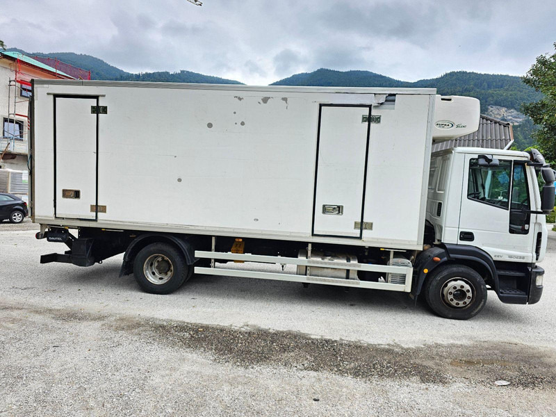 Iveco 160E28 Frigo Carrier Supra 1150MT + Tail lift - Refrijeratör kamyon: fotoğraf 4 Iveco 160E28 Frigo Carrier Supra 1150MT + Tail lift - Refrijeratör kamyon: fotoğraf 4