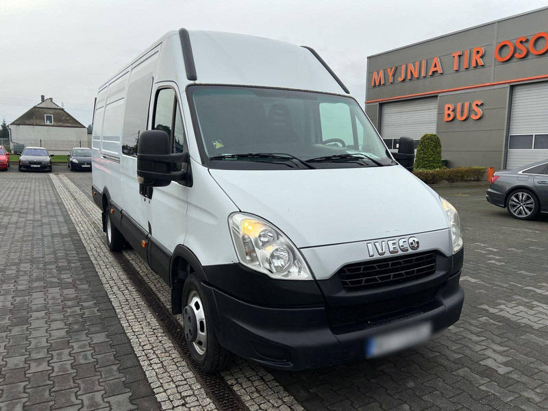 Iveco 50C15 3.0 Maxi Long L4H2 Brygadówka Doka 7-miejsc, Koła Bliźniac - Minibüs, Minivan: fotoğraf 5 Iveco 50C15 3.0 Maxi Long L4H2 Brygadówka Doka 7-miejsc, Koła Bliźniac - Minibüs, Minivan: fotoğraf 5