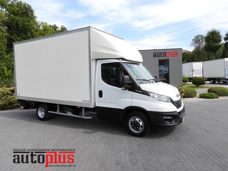 Iveco DAILY 35C16 KONTENER WINDA 8 PALET TEMPOMAT AUTOMAT HI-MATIC BLI - Kapalı kasa kamyonet: fotoğraf 1 Iveco DAILY 35C16 KONTENER WINDA 8 PALET TEMPOMAT AUTOMAT HI-MATIC BLI - Kapalı kasa kamyonet: fotoğraf 1