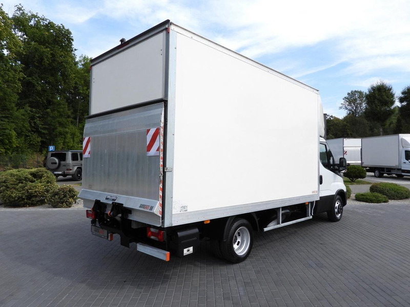 Iveco DAILY 35C16 KONTENER WINDA 8 PALET TEMPOMAT AUTOMAT HI-MATIC BLI - Kapalı kasa kamyonet: fotoğraf 3 Iveco DAILY 35C16 KONTENER WINDA 8 PALET TEMPOMAT AUTOMAT HI-MATIC BLI - Kapalı kasa kamyonet: fotoğraf 3