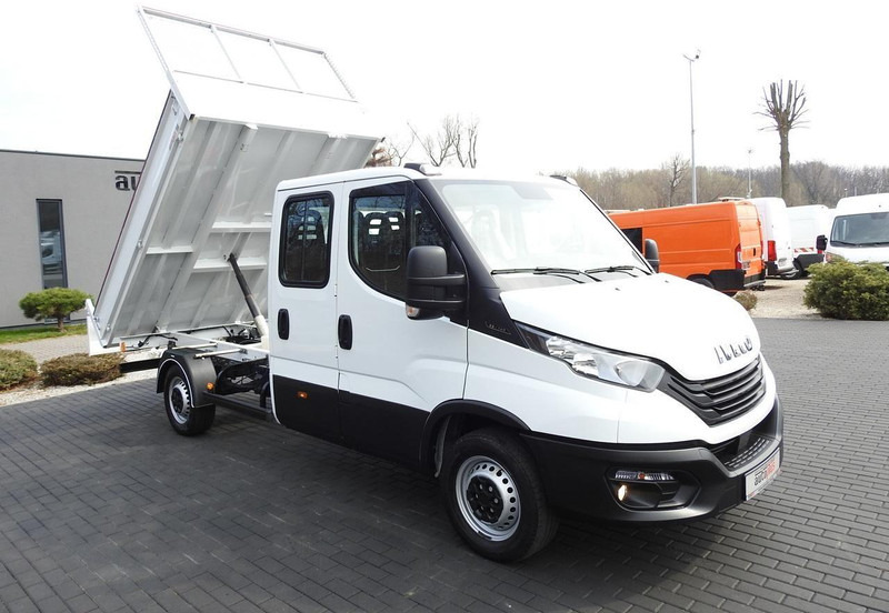 Iveco DAILY 35S14 WYWROTKA PODWÓJNA KABINA DOKA 7 MIEJSC TEMPOMAT KLIM - Damperli kamyonet: fotoğraf 4 Iveco DAILY 35S14 WYWROTKA PODWÓJNA KABINA DOKA 7 MIEJSC TEMPOMAT KLIM - Damperli kamyonet: fotoğraf 4