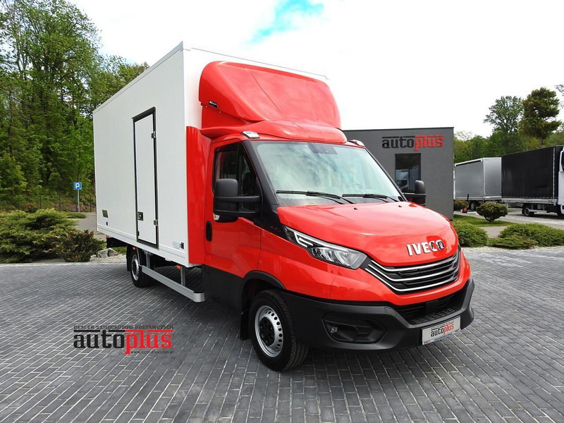 Iveco DAILY 35S18 NOWY KONTENER 10 PALET TEMPOMAT NAWIGACJA KLIMATYZAC - Kapalı kasa kamyonet: fotoğraf 1 Iveco DAILY 35S18 NOWY KONTENER 10 PALET TEMPOMAT NAWIGACJA KLIMATYZAC - Kapalı kasa kamyonet: fotoğraf 1