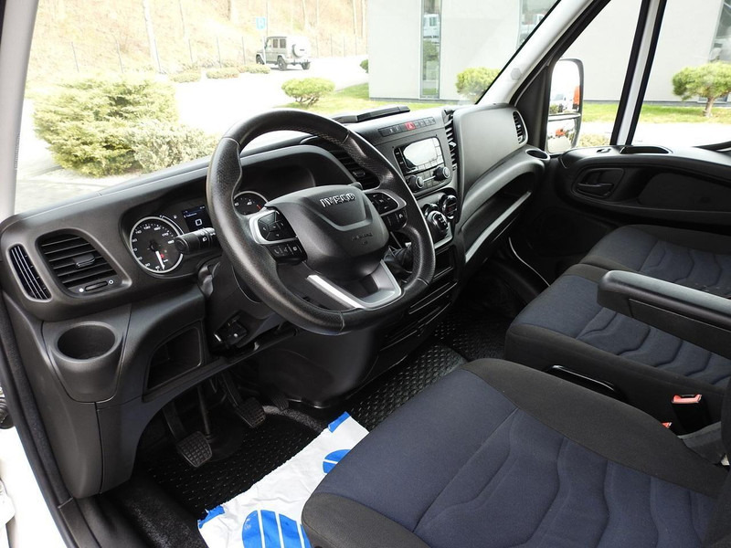 Iveco DAILY 35S18 PLANDEKA 10 PALET WEBASTO TEMPOMAT KLIMATYZACJA 18 - Tenteli kamyonet: fotoğraf 2 Iveco DAILY 35S18 PLANDEKA 10 PALET WEBASTO TEMPOMAT KLIMATYZACJA 18 - Tenteli kamyonet: fotoğraf 2