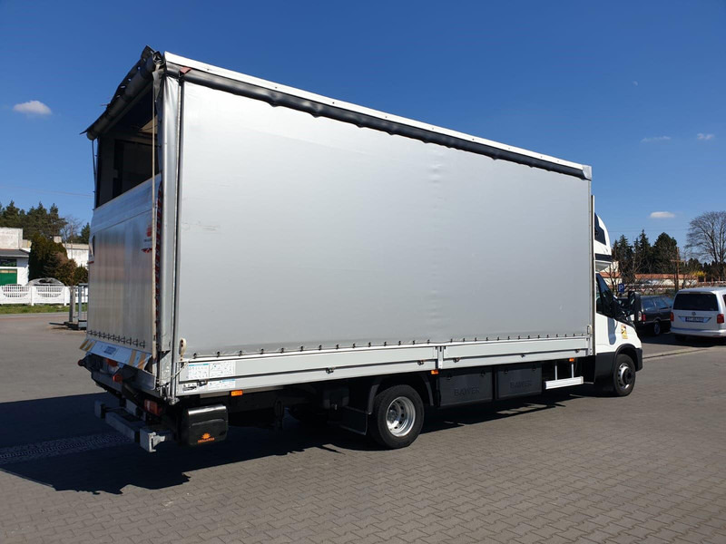 Iveco DAILY 72C18 70C18 HI-MATIC 1.HAND - Tenteli kamyon: fotoğraf 4 Iveco DAILY 72C18 70C18 HI-MATIC 1.HAND - Tenteli kamyon: fotoğraf 4