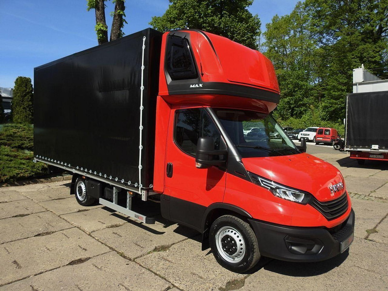 Iveco DAILY NOWY 35S18 CONNECT PLANDEKA 10 PALET WEBASTO KLIMATYZACJA - Kapalı kasa kamyon: fotoğraf 4 Iveco DAILY NOWY 35S18 CONNECT PLANDEKA 10 PALET WEBASTO KLIMATYZACJA - Kapalı kasa kamyon: fotoğraf 4