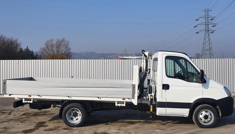 Iveco Daily 35C13 Bonfiglioli P 2300 - Pritsche 4,3 m - Açık kasa kamyonet: fotoğraf 4 Iveco Daily 35C13 Bonfiglioli P 2300 - Pritsche 4,3 m - Açık kasa kamyonet: fotoğraf 4