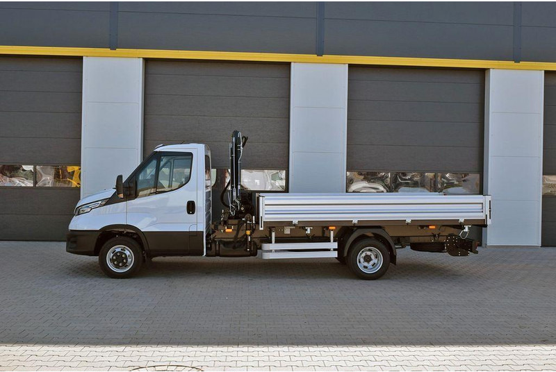 Iveco Daily 50C21H 3 way tipper + crane Hiab T-CLX 029 - Damperli kamyon, Vinçli kamyon: fotoğraf 2 Iveco Daily 50C21H 3 way tipper + crane Hiab T-CLX 029 - Damperli kamyon, Vinçli kamyon: fotoğraf 2