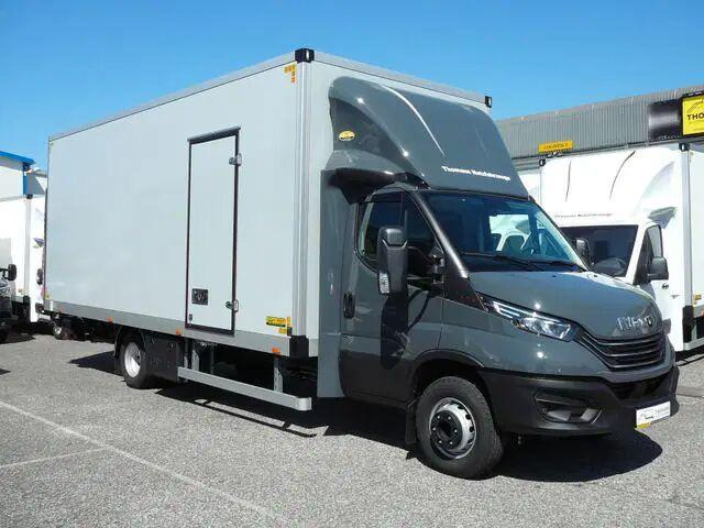 Iveco Daily 70C18 - Koffer+tail lift - Kapalı kasa kamyon: fotoğraf 3 Iveco Daily 70C18 - Koffer+tail lift - Kapalı kasa kamyon: fotoğraf 3