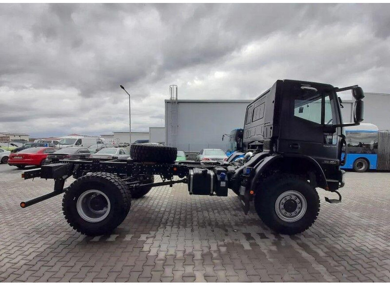 Iveco EuroCargo 4x4 ML150E28WS Chassis - Şasi kamyon: fotoğraf 5 Iveco EuroCargo 4x4 ML150E28WS Chassis - Şasi kamyon: fotoğraf 5